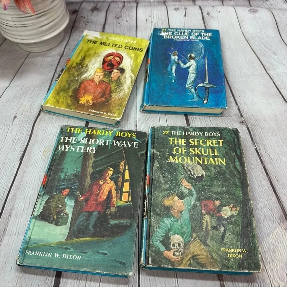 vintage the hardy boys series books vol 21, 23, 24, 27